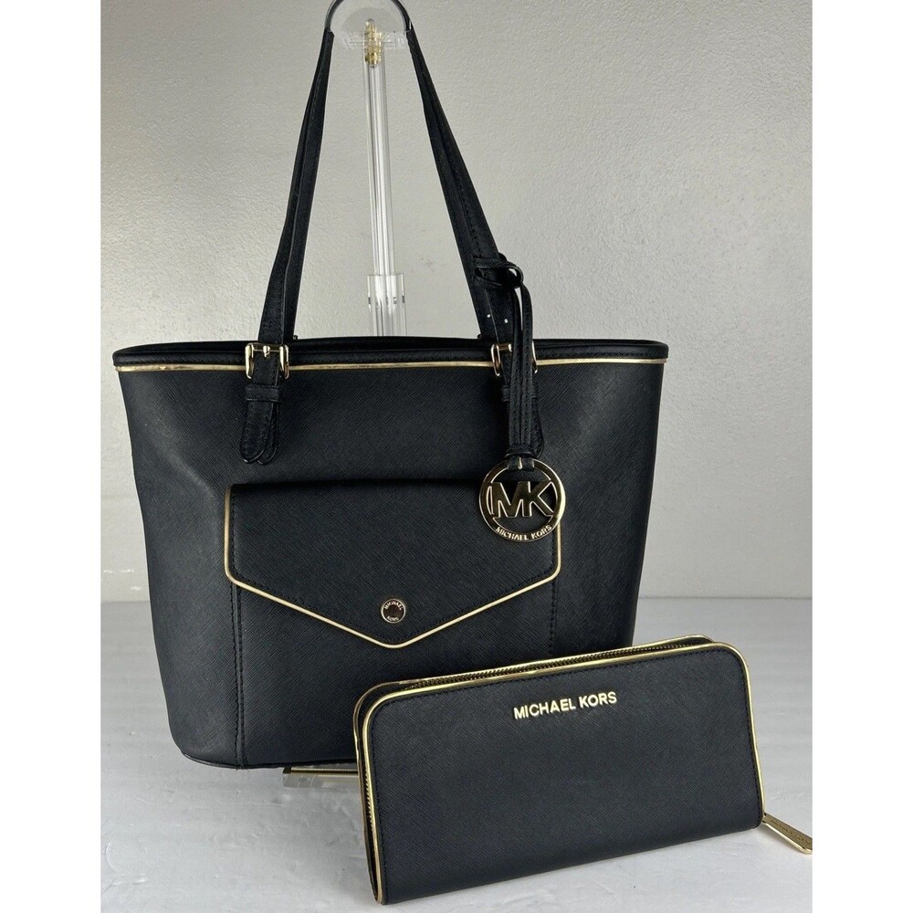 Michael Kors Set Saffiano frame Tote Bag With Matching Zip Around Wallet Black